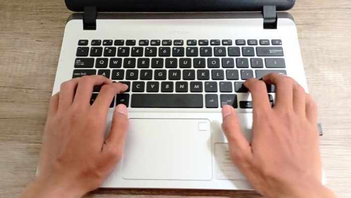 cara merawab keyboard laptop
