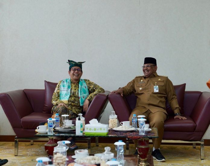 Pj Gubernur Babel Safrizal Sambut Kedatangan Menteri Desa PDTT