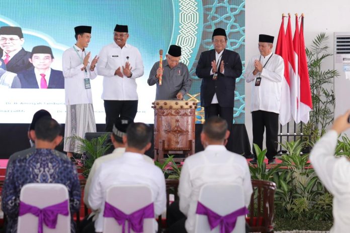 Pj Gubernur Safrizal Dampingi Wapres Ma'ruf Amin Buka Ijtima' Ulama Komisi Fatwa VIII di Sungailiat