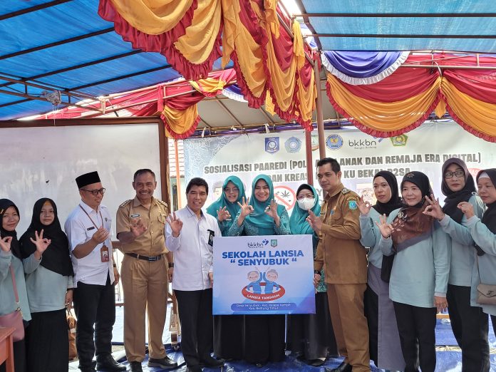 Safriati Safrizal Tekankan Pentingnya Bangun Karakter Anak dan Remaja 