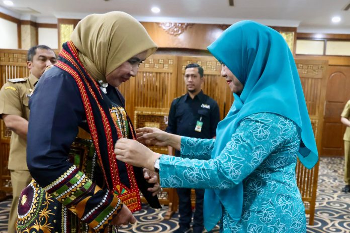 Pj Ketua TP PKK Aceh Sambut Kedatangan Ketua TP PKK Pusat