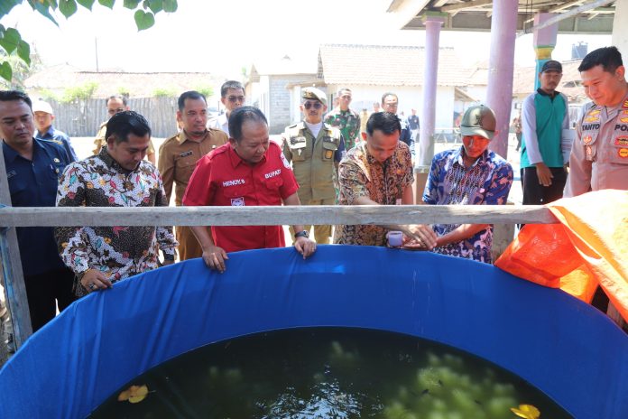 Prioritaskan Kesejahteraan Nelayan, Bupati Jember Diusulkan Terima Satyalancana Wira Karya oleh Ditjen Bina Adwil