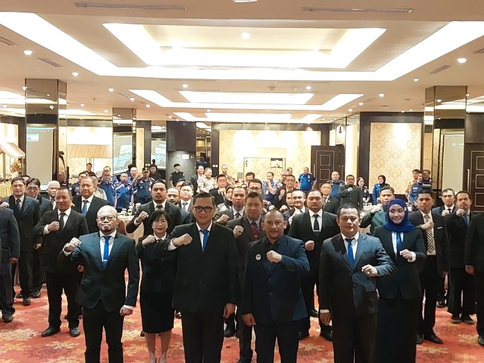 Pelantikan DPP APKARI oleh Plh. Dirjen Bina Adwil Fokuskan pada Peningkatan Layanan Keselamatan Masyarakat
