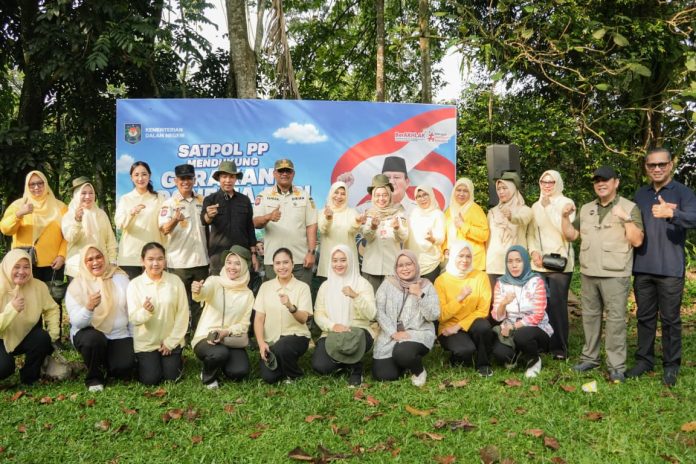 Safrizal ZA Canangkan Satpol PP Sebagai Pelopor Gerakan Indonesia Asri